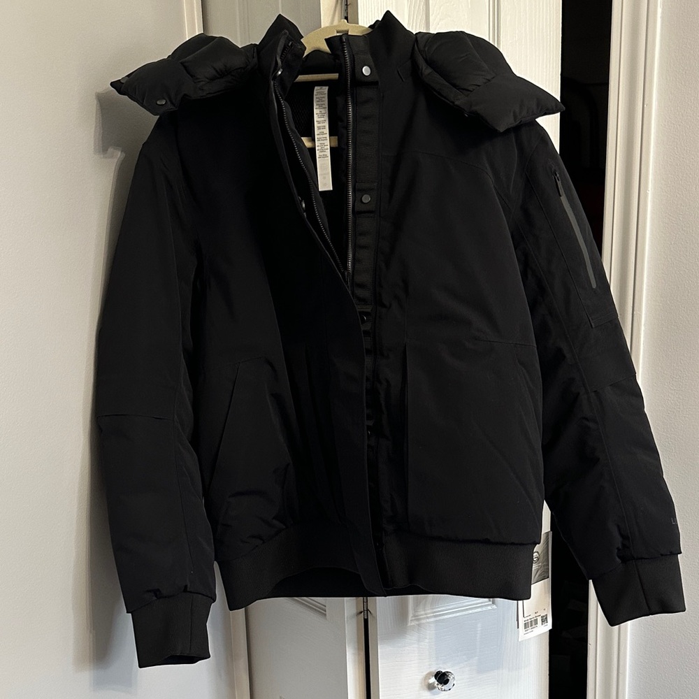 Lululemon winter warrior bomber -size 10
